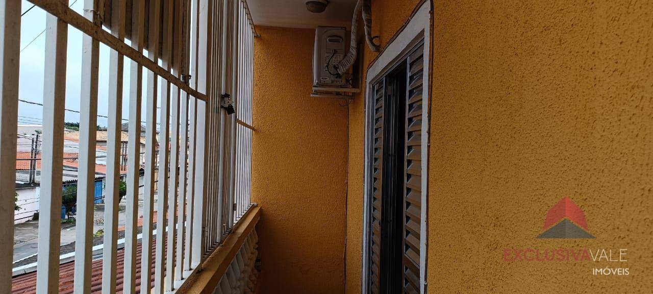 Casa à venda com 3 quartos, 310m² - Foto 11