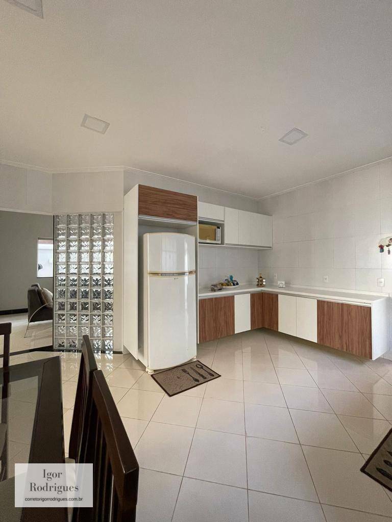 Sobrado à venda com 3 quartos, 383m² - Foto 5