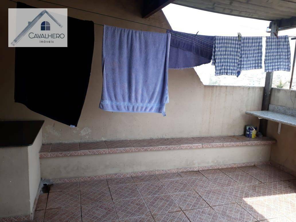 Sobrado à venda com 2 quartos, 145m² - Foto 2