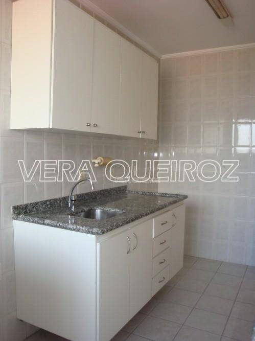 Apartamento para alugar com 3 quartos, 78m² - Foto 17