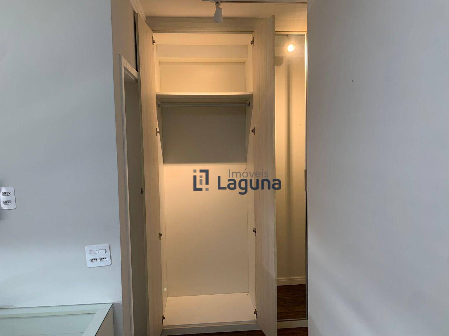 Apartamento para alugar com 3 quartos, 126m² - Foto 25