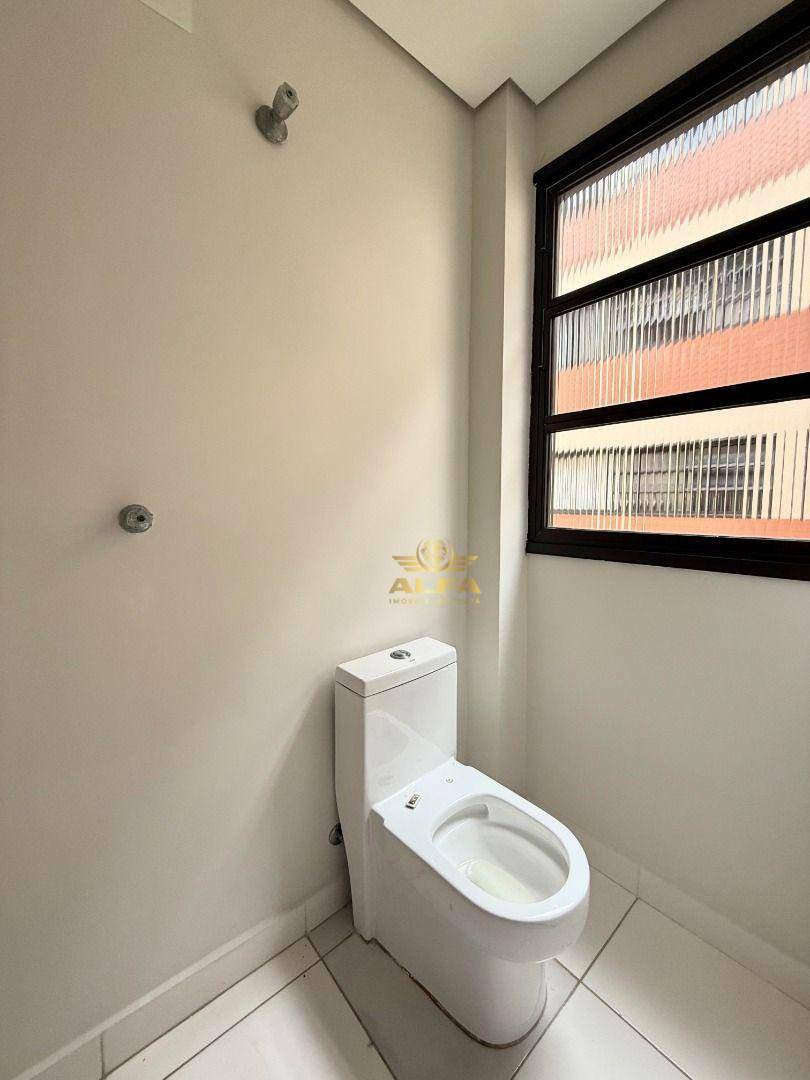 Apartamento à venda com 2 quartos, 65m² - Foto 15