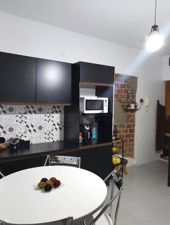 Casa à venda com 3 quartos, 218m² - Foto 12