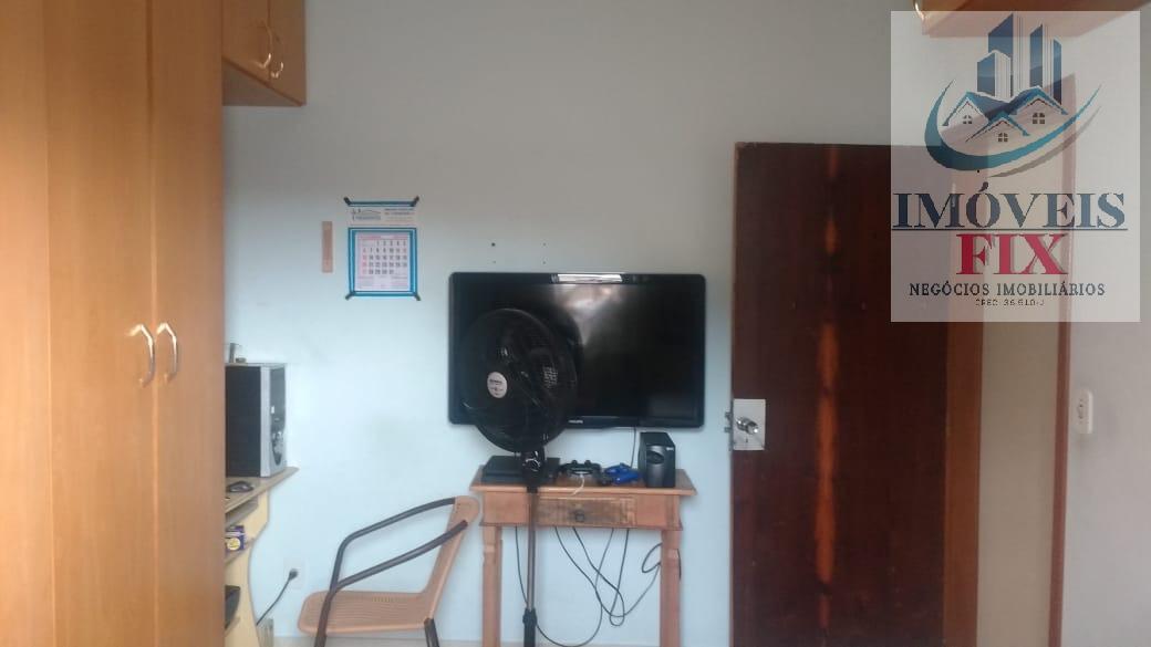 Casa à venda com 3 quartos, 176m² - Foto 23