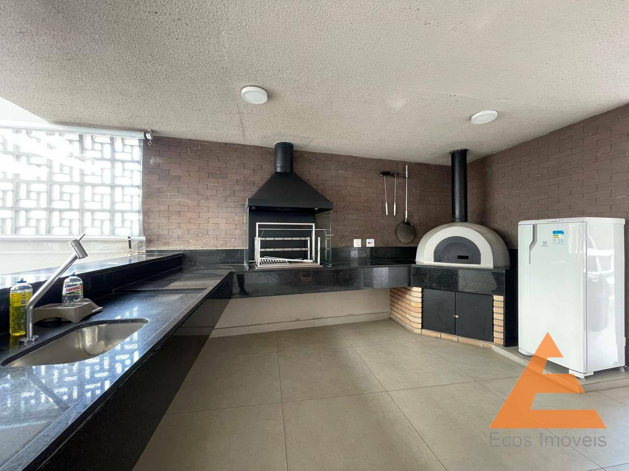 Apartamento à venda e aluguel com 2 quartos, 75m² - Foto 16