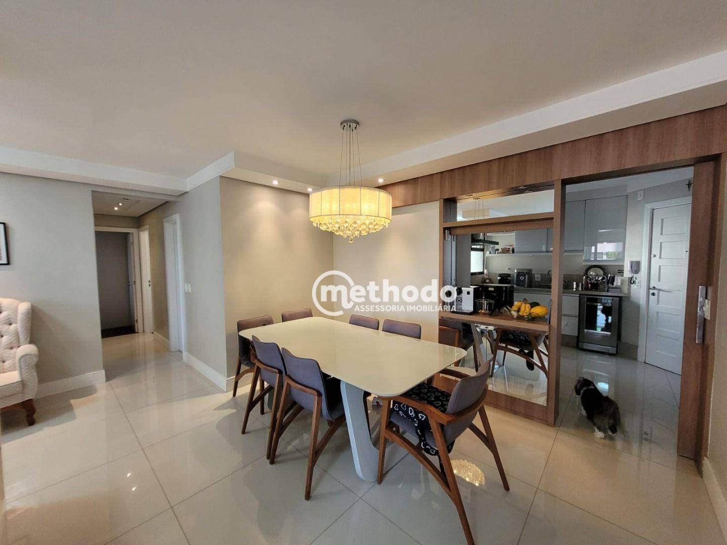 Apartamento à venda com 3 quartos, 105m² - Foto 1