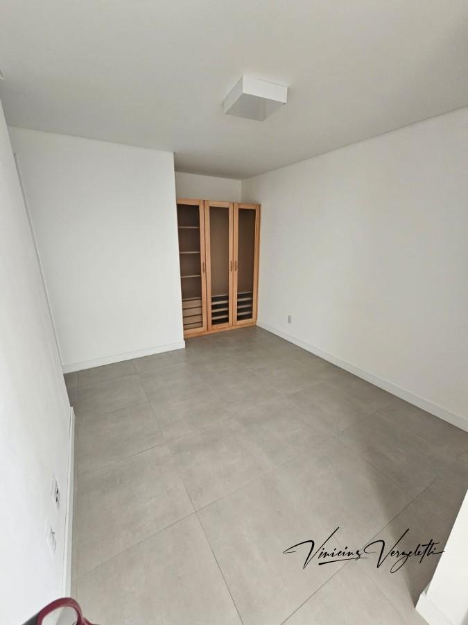 Apartamento à venda com 2 quartos, 69m² - Foto 5