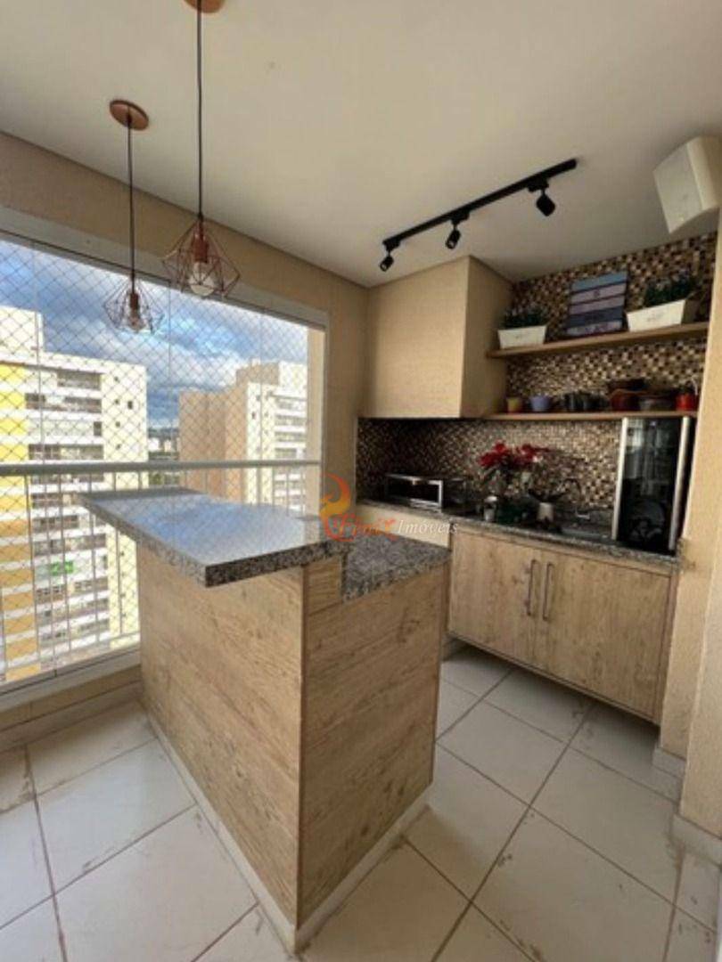 Apartamento à venda com 3 quartos, 156m² - Foto 18