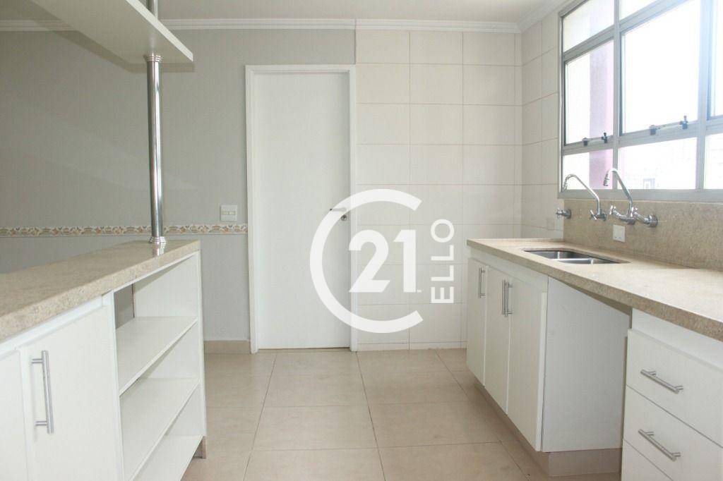 Apartamento para alugar com 3 quartos, 197m² - Foto 7