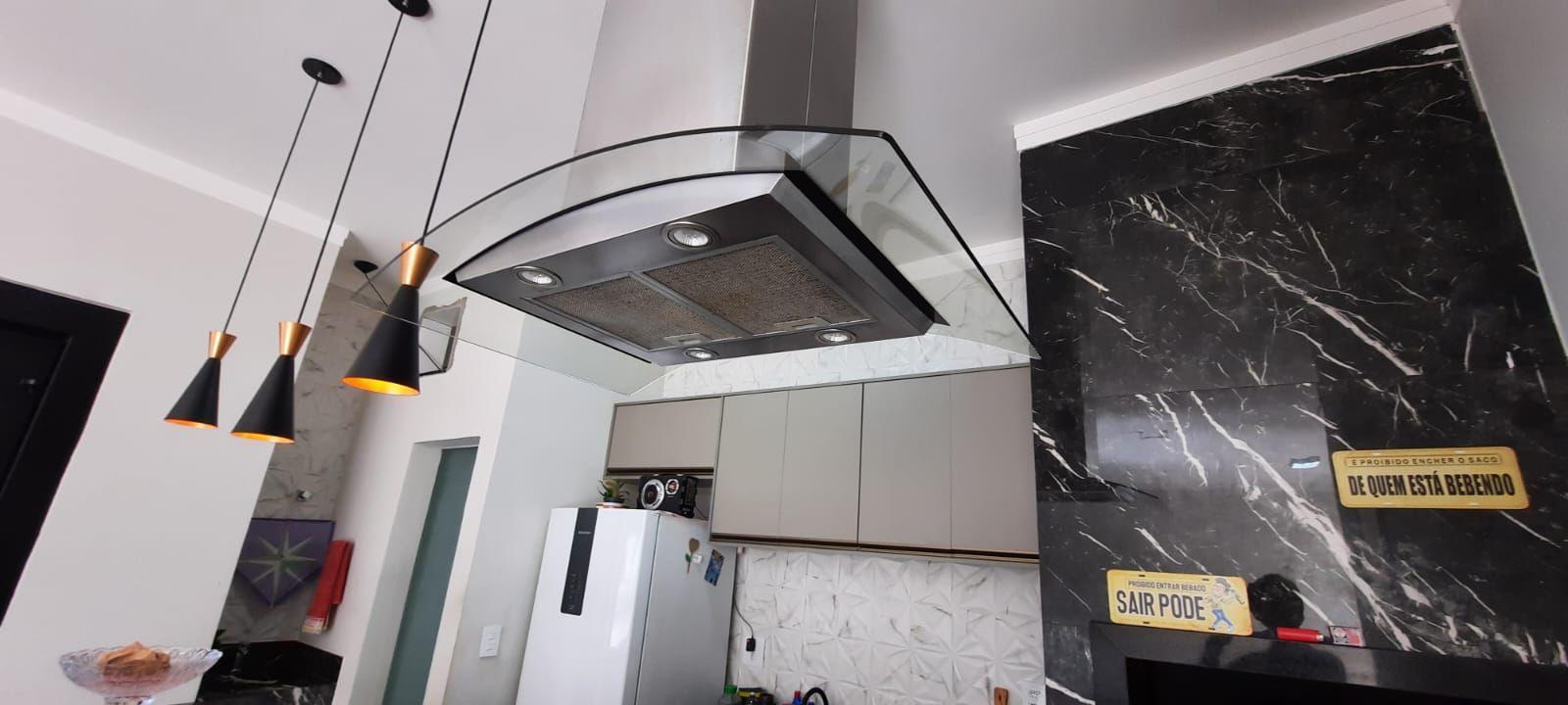 Casa à venda com 2 quartos, 180m² - Foto 13
