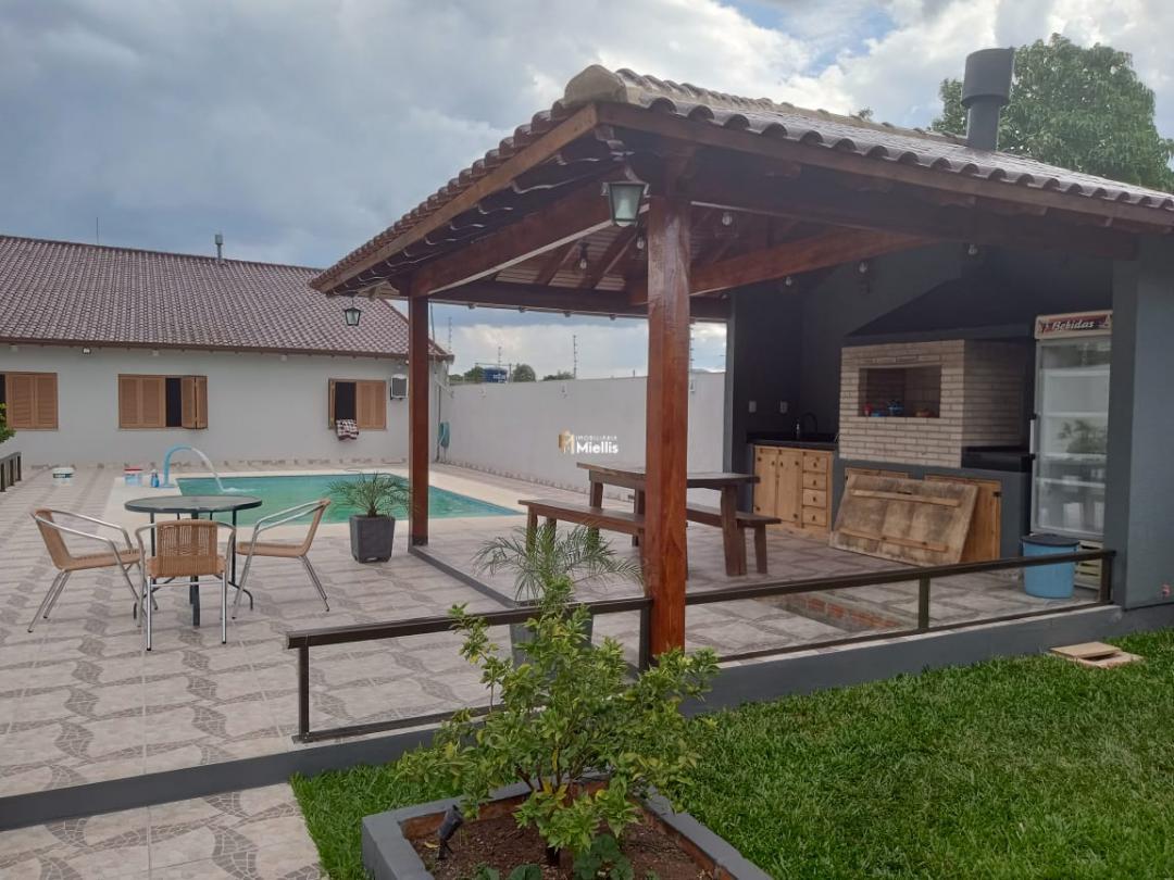 Casa à venda com 3 quartos, 900m² - Foto 56