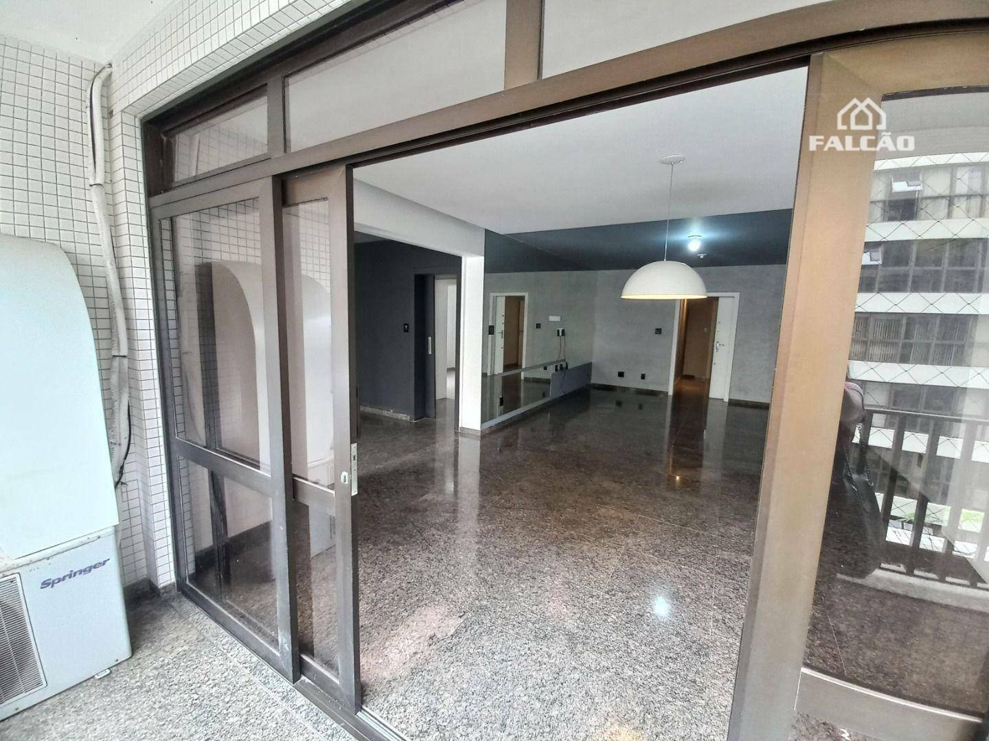 Apartamento à venda com 4 quartos, 250m² - Foto 5