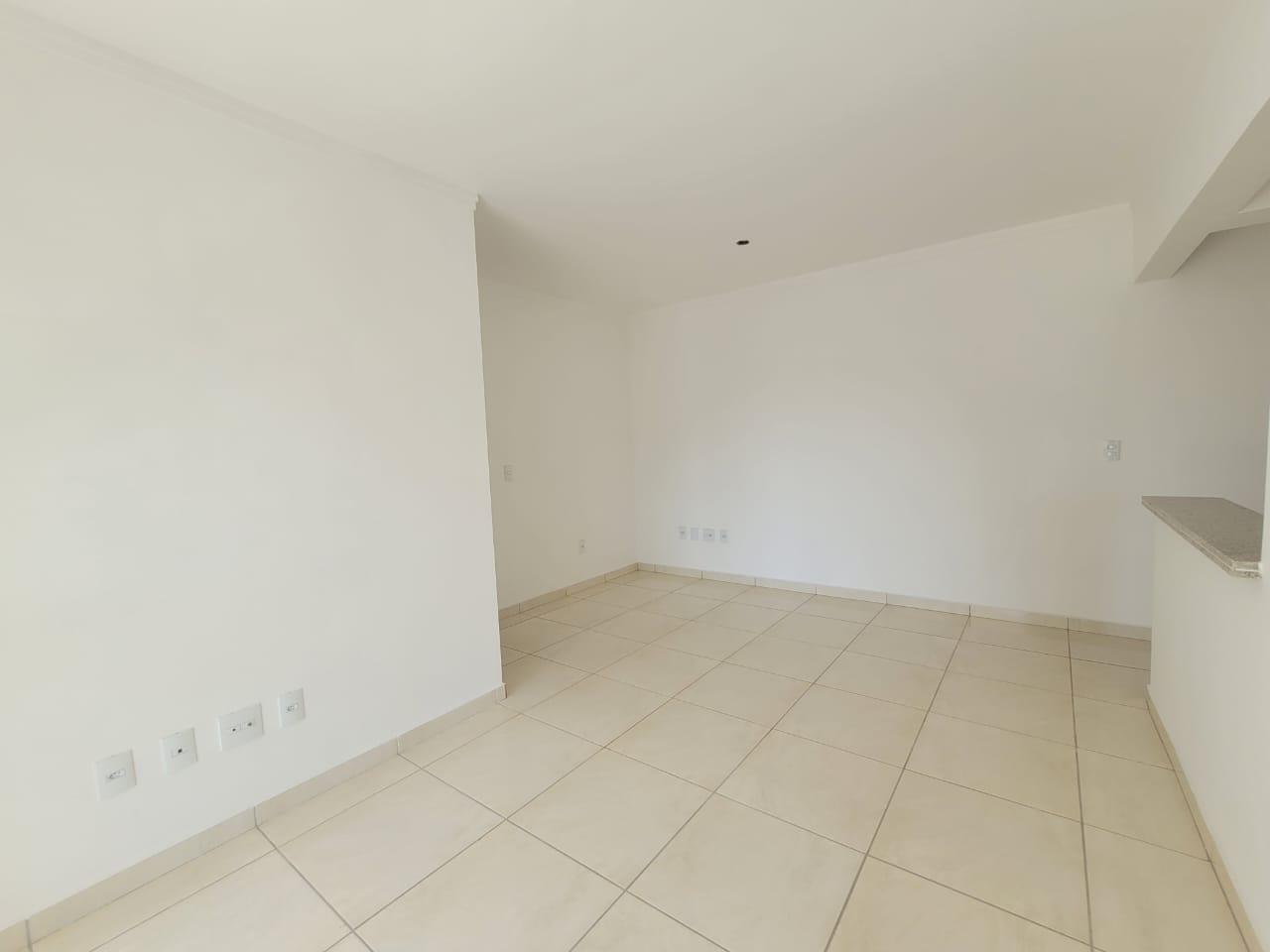 Apartamento à venda com 2 quartos, 87m² - Foto 4