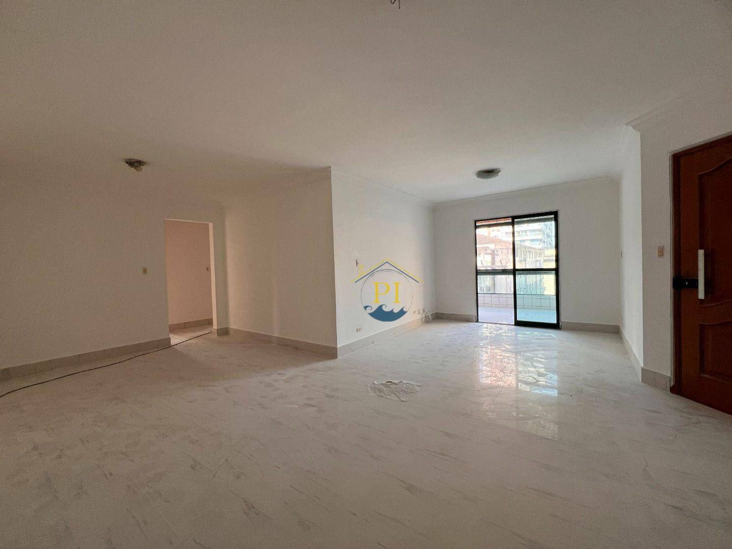 Apartamento à venda com 3 quartos, 131m² - Foto 2