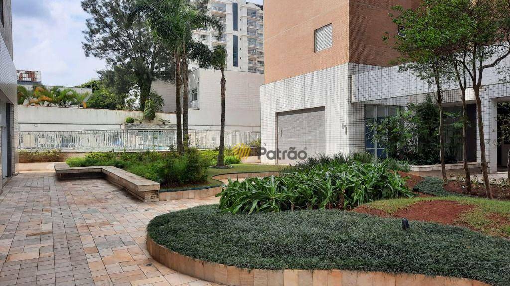 Apartamento à venda com 3 quartos, 130m² - Foto 22