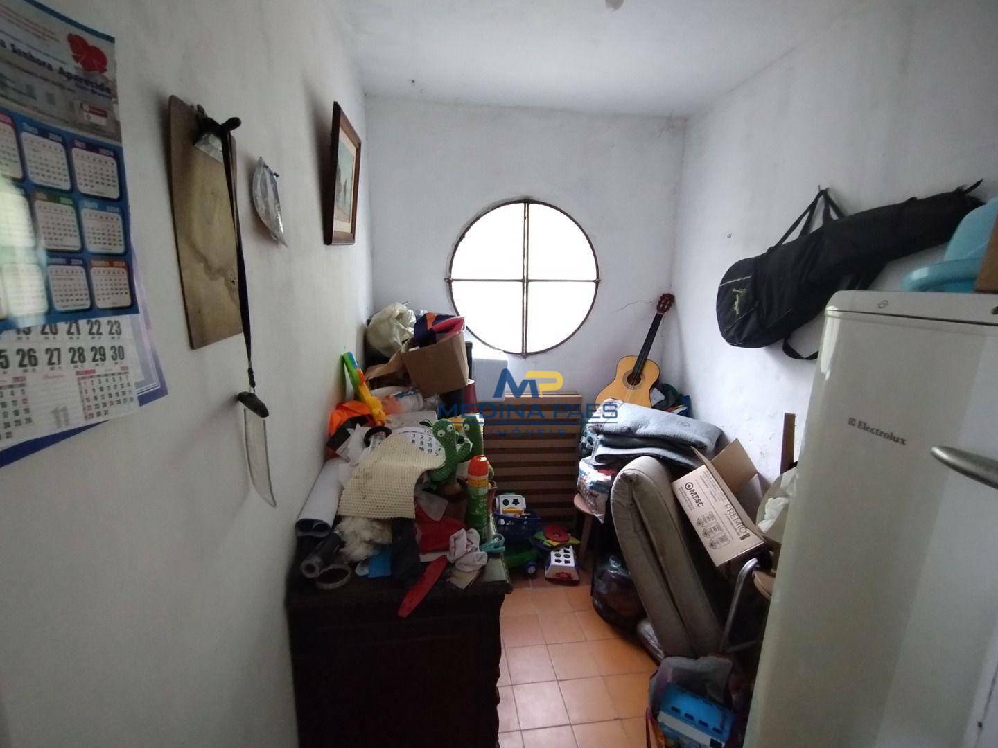 Casa à venda com 4 quartos, 100m² - Foto 26