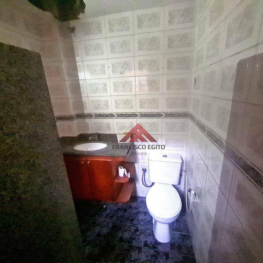 Casa à venda com 2 quartos, 40m² - Foto 12