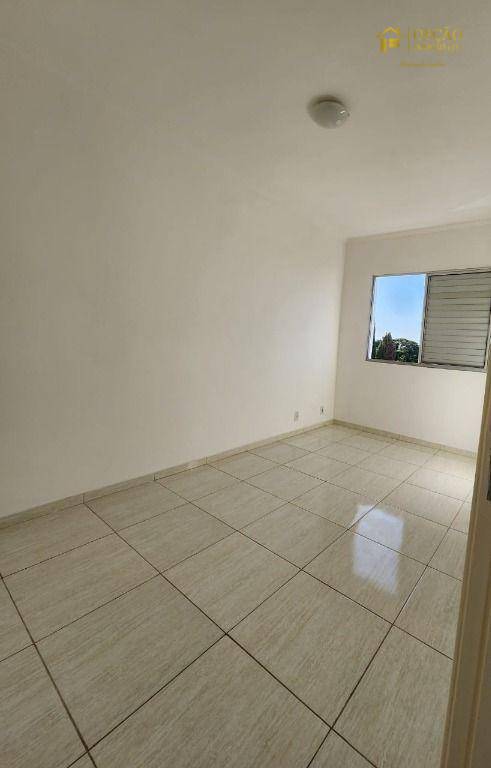 Apartamento à venda com 2 quartos, 53m² - Foto 6