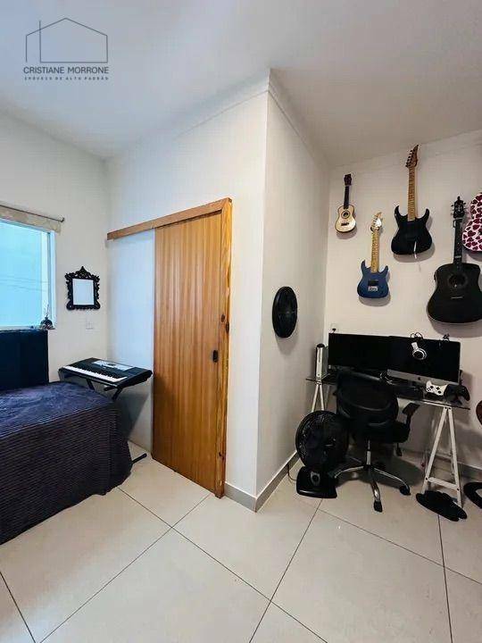 Casa à venda com 2 quartos, 170m² - Foto 8