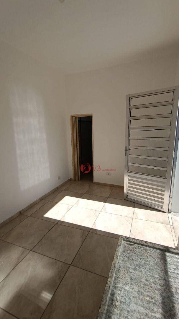 Casa à venda com 2 quartos, 65m² - Foto 10