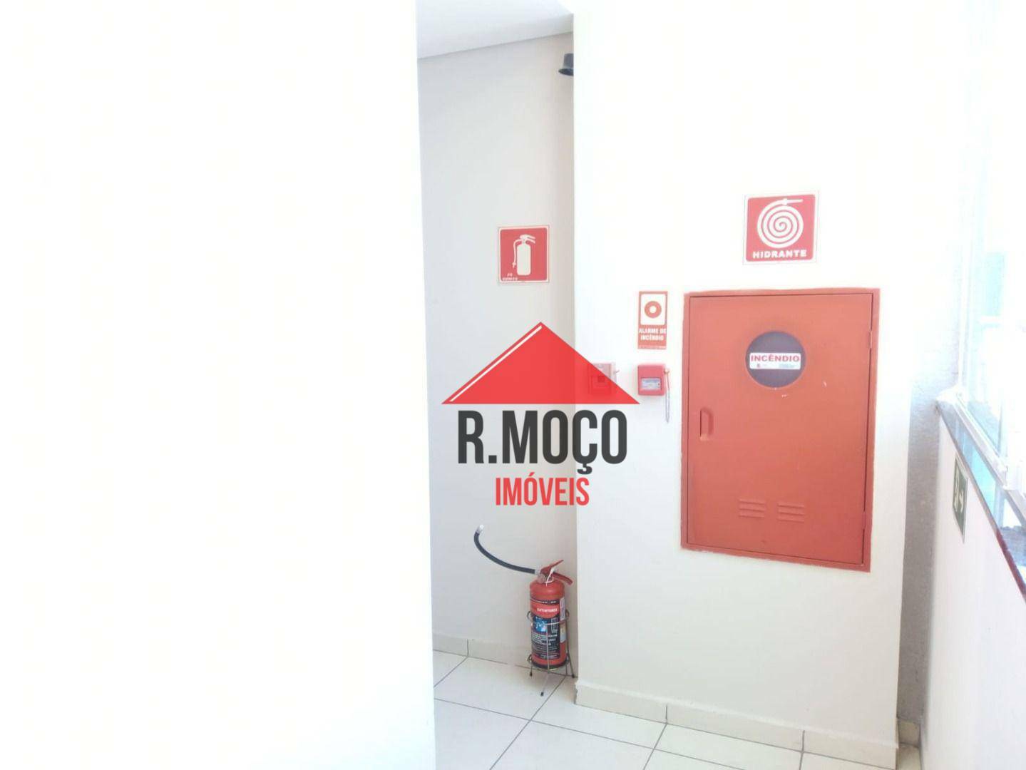 Apartamento à venda com 2 quartos, 38m² - Foto 10