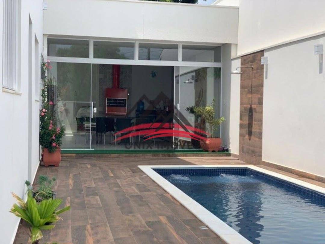 Casa à venda com 4 quartos, 300m² - Foto 30