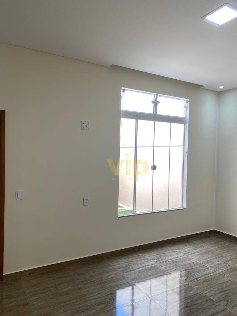 Casa à venda com 3 quartos, 125m² - Foto 4