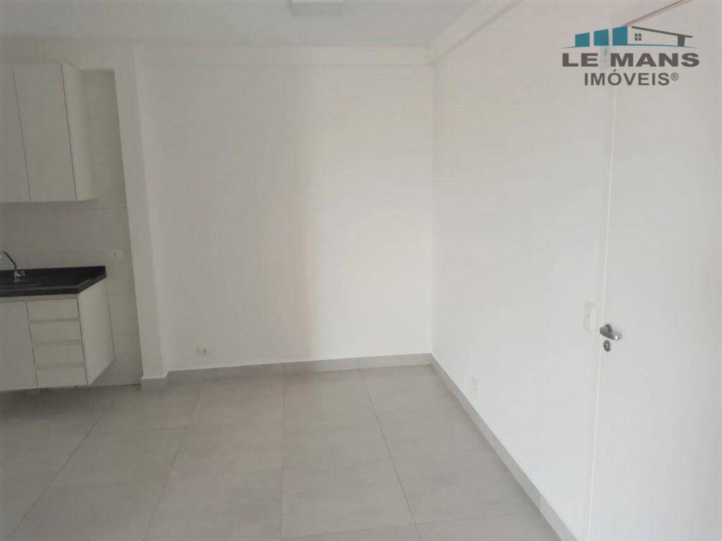 Apartamento à venda com 2 quartos, 66m² - Foto 6