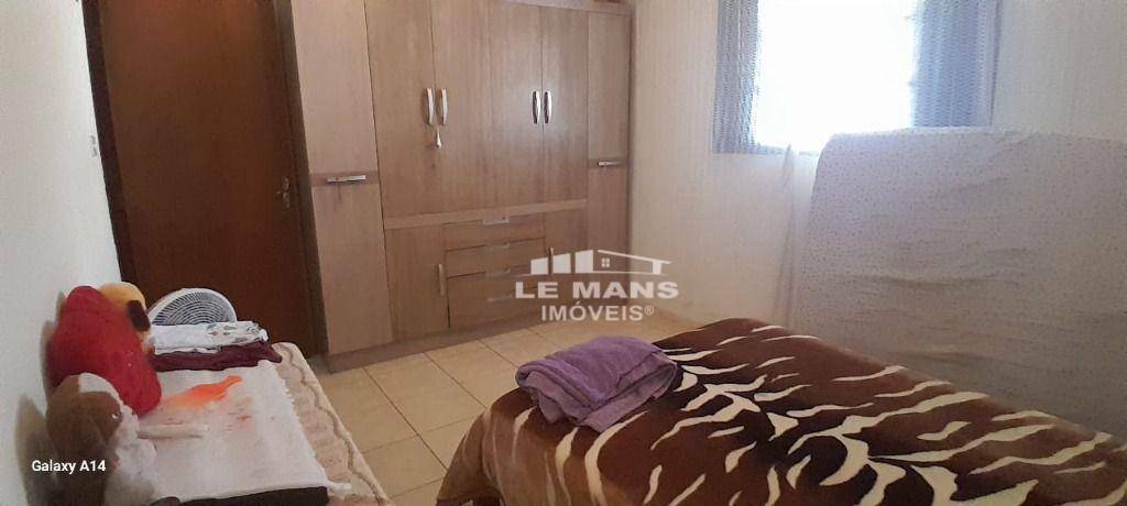 Chácara à venda com 6 quartos, 200m² - Foto 11