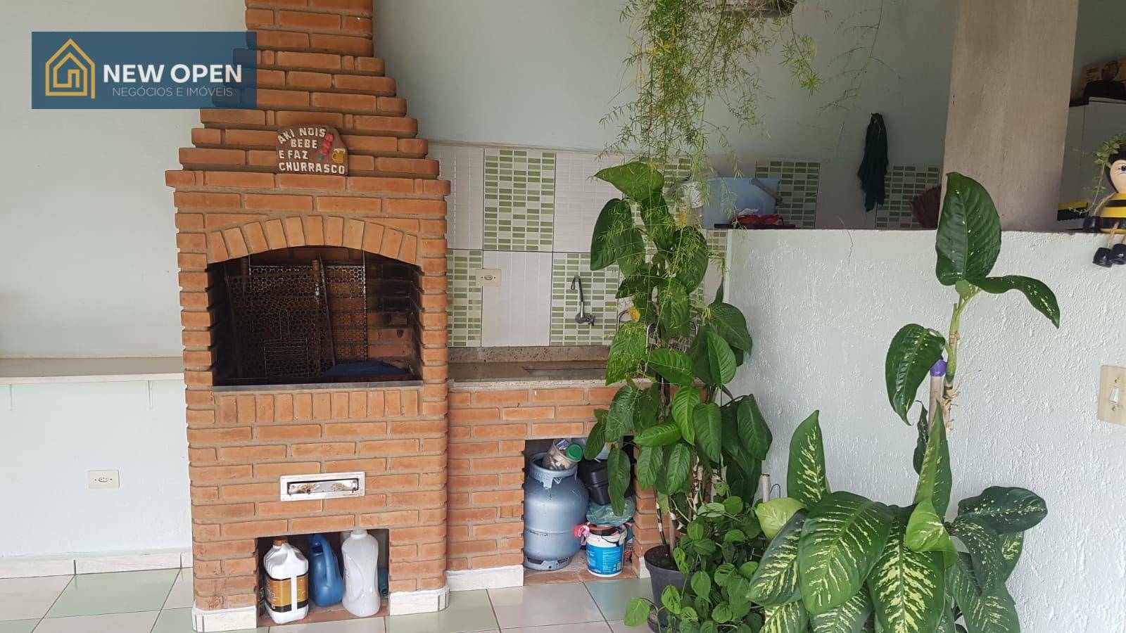 Casa à venda com 4 quartos, 260m² - Foto 16