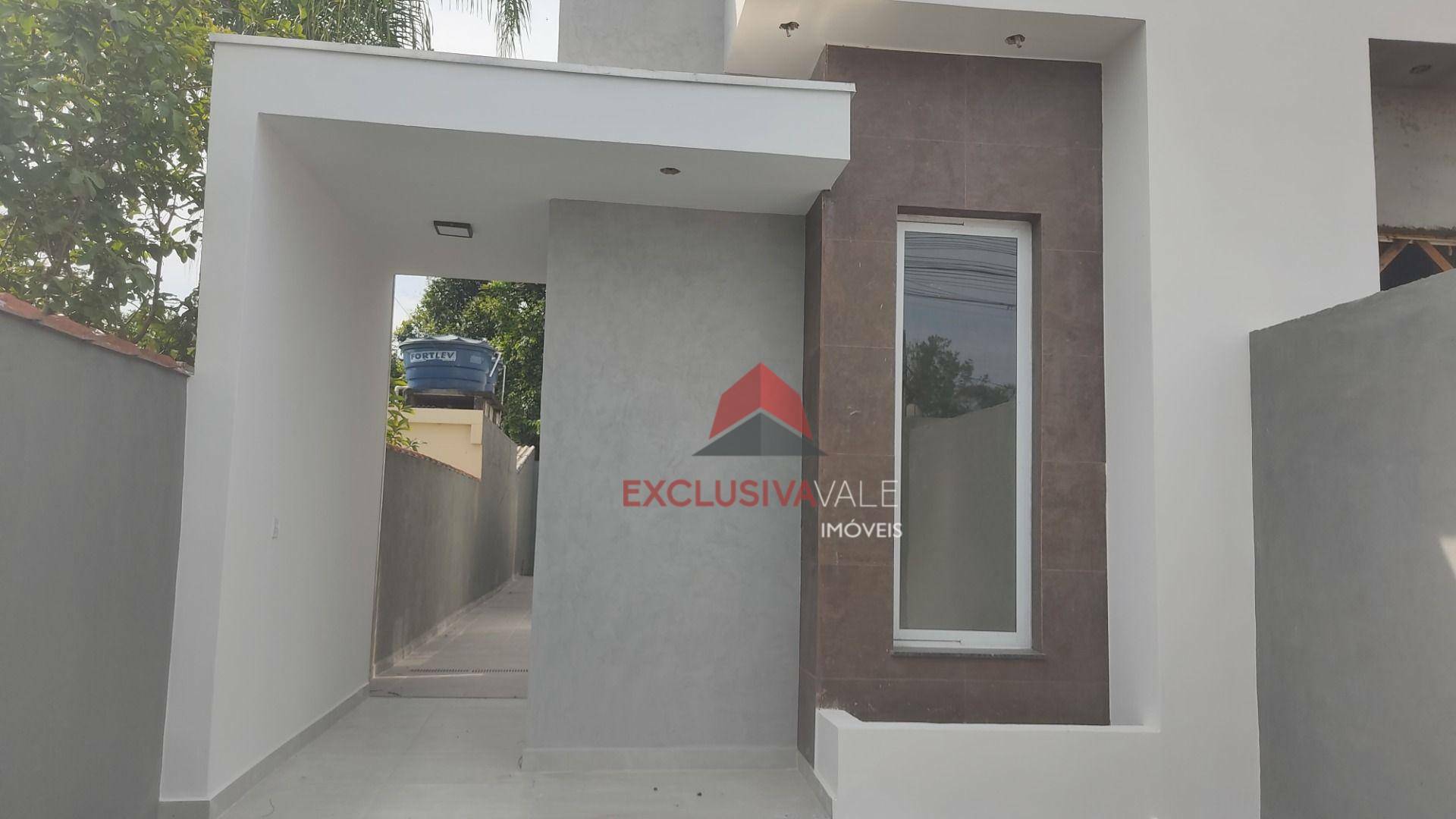 Casa à venda com 2 quartos, 73m² - Foto 1