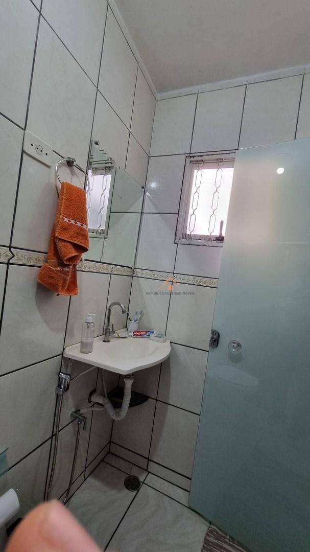 Casa à venda com 2 quartos, 90m² - Foto 5