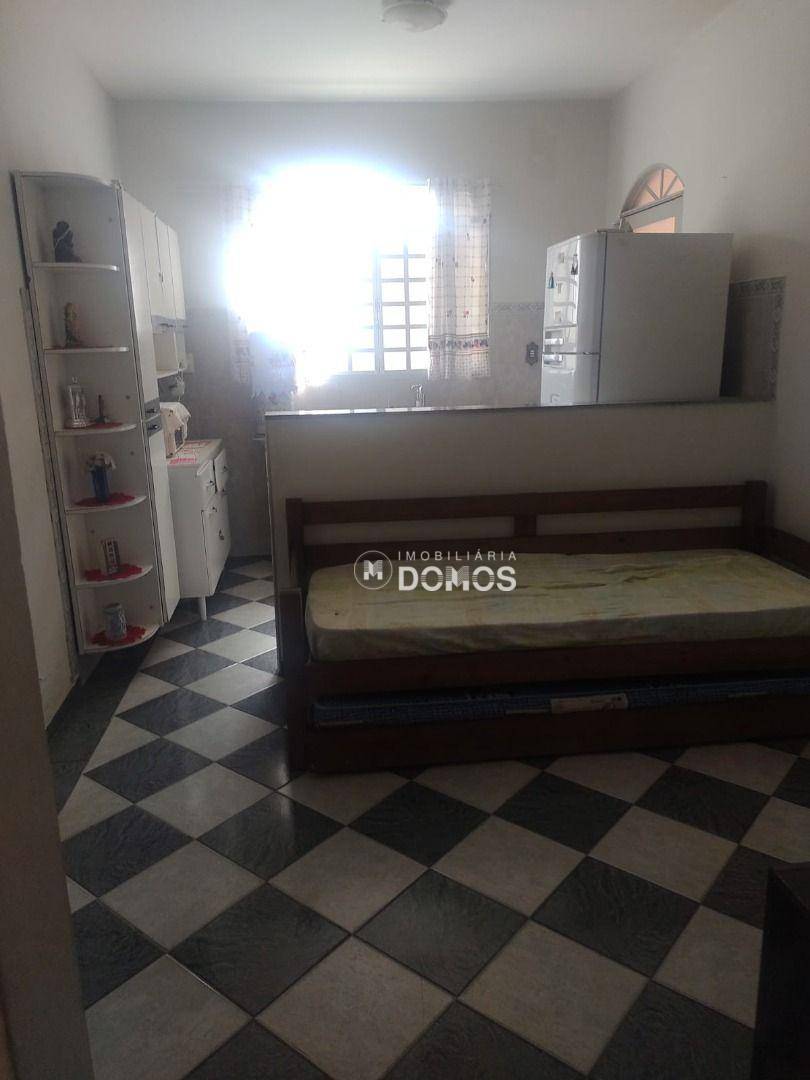 Casa à venda com 3 quartos, 161m² - Foto 8