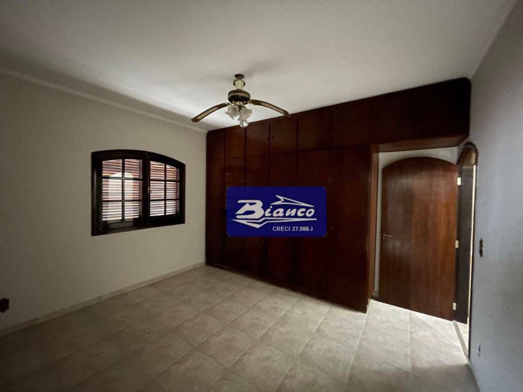 Sobrado à venda com 6 quartos, 550m² - Foto 28