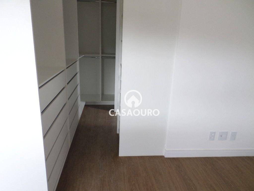 Apartamento à venda com 4 quartos, 140m² - Foto 22