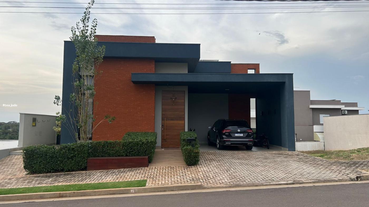 Casa de Condomínio à venda com 3 quartos, 315m² - Foto 1