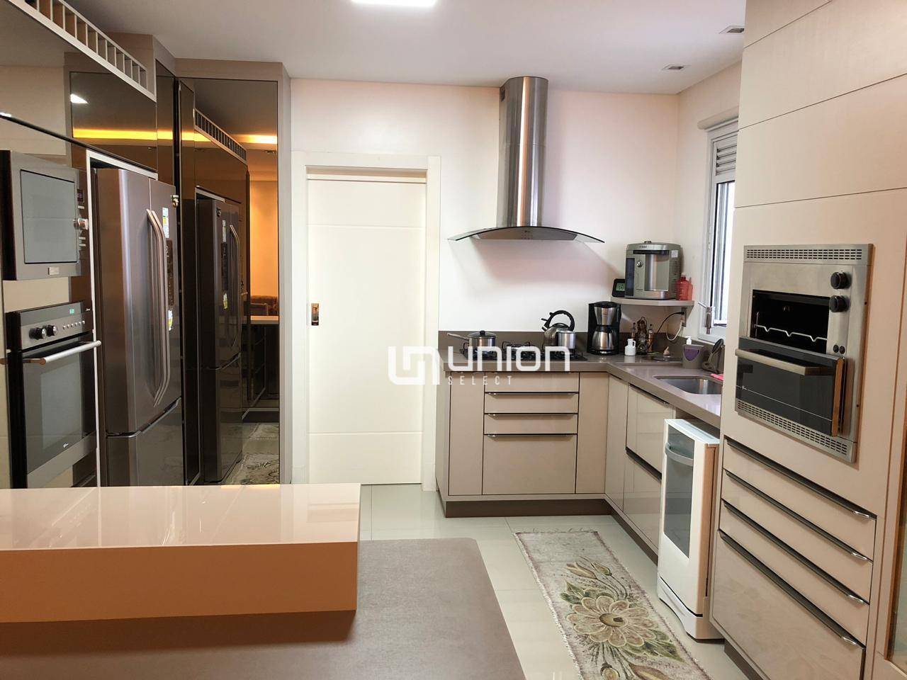 Apartamento à venda com 4 quartos, 156m² - Foto 6