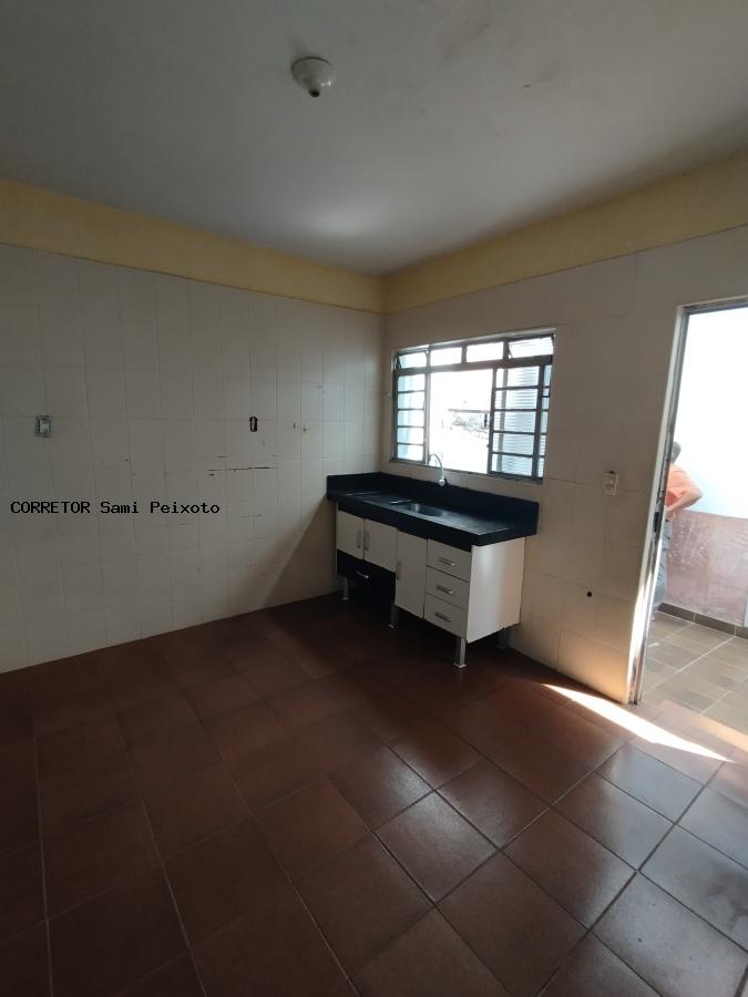 Casa à venda com 2 quartos, 162m² - Foto 21