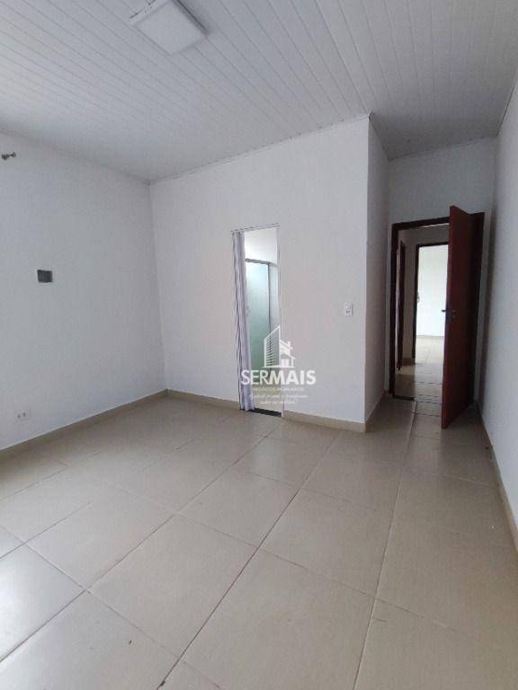 Casa à venda com 4 quartos, 144m² - Foto 11