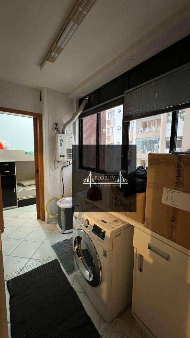 Apartamento à venda com 4 quartos, 143m² - Foto 11