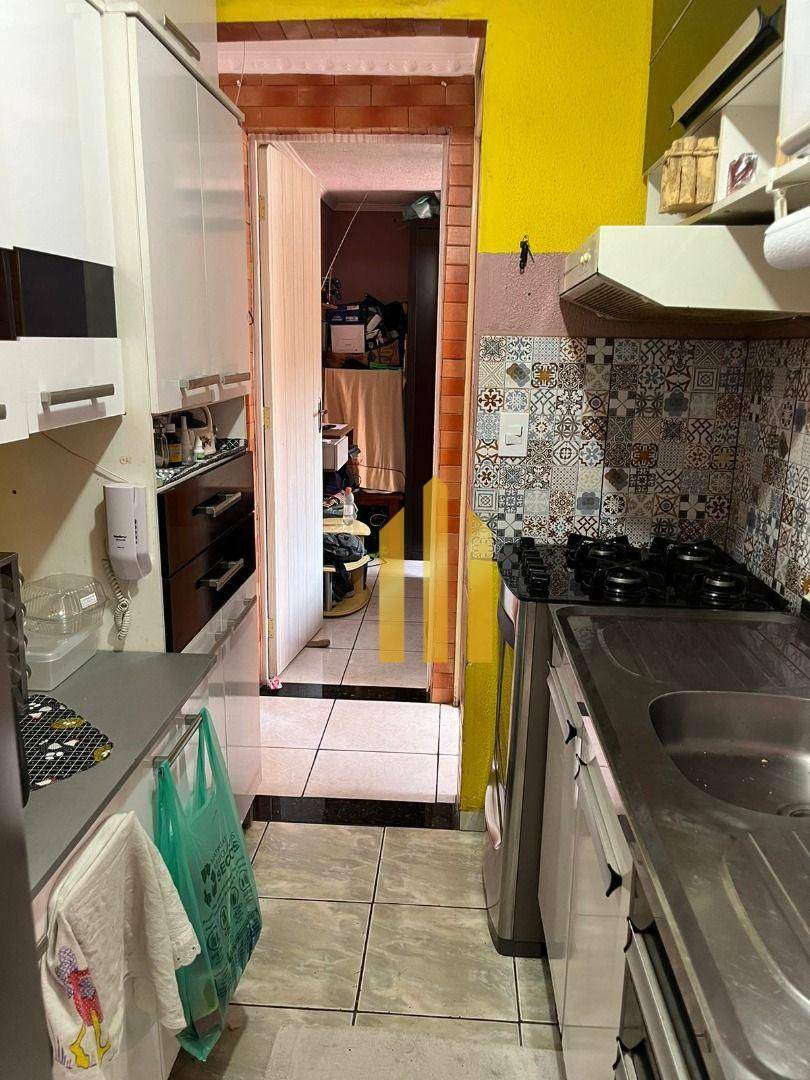 Apartamento à venda com 2 quartos, 40m² - Foto 5