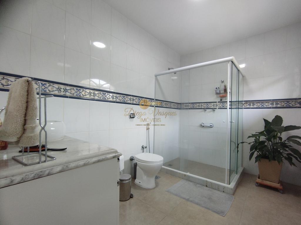 Casa de Condomínio à venda com 4 quartos, 850m² - Foto 26