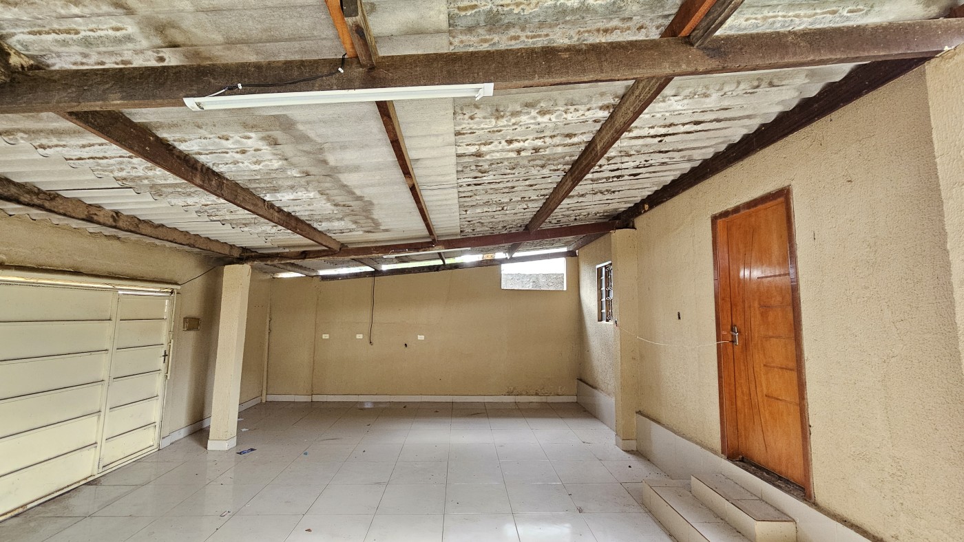 Casa à venda com 3 quartos, 300m² - Foto 5