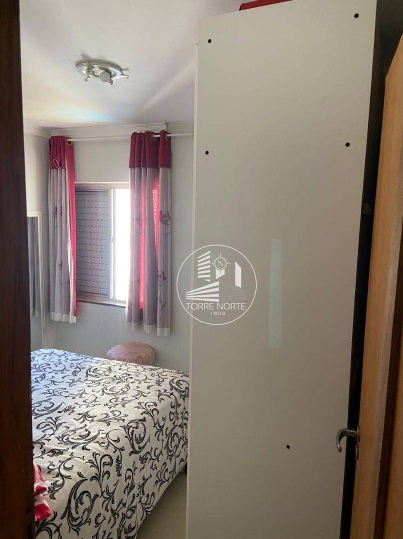 Apartamento à venda com 2 quartos, 64m² - Foto 12