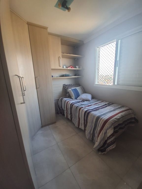 Apartamento à venda com 3 quartos, 82m² - Foto 12