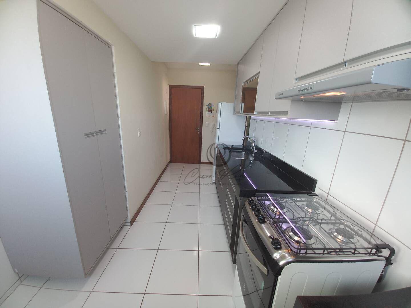 Apartamento à venda com 2 quartos, 69m² - Foto 6