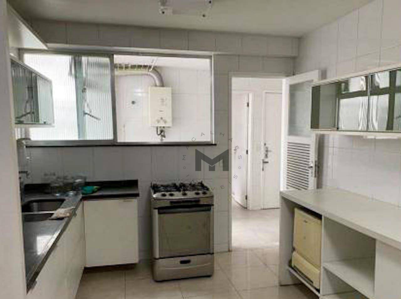 Apartamento à venda com 4 quartos, 180m² - Foto 12