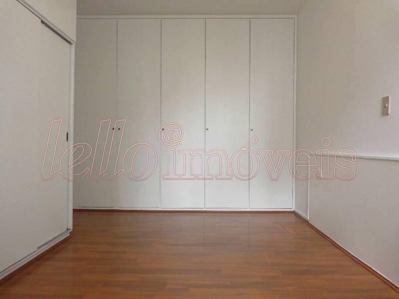 Apartamento para alugar com 3 quartos, 130m² - Foto 10