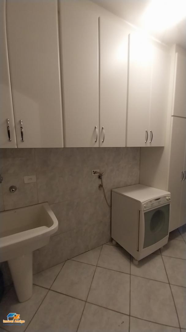 Casa à venda com 3 quartos, 198m² - Foto 6