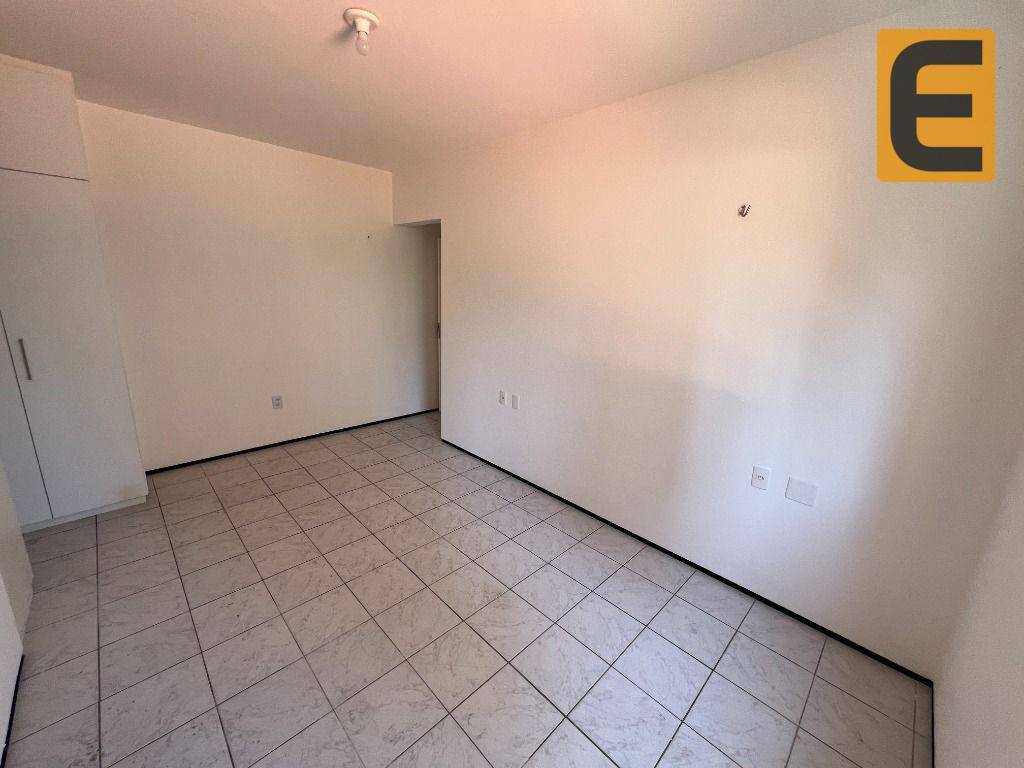 Apartamento à venda com 3 quartos, 125m² - Foto 15